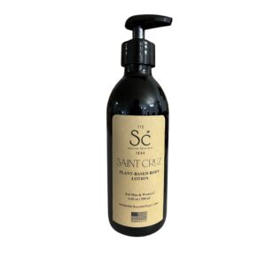 Black bottle of Saint Cruz body lotion.